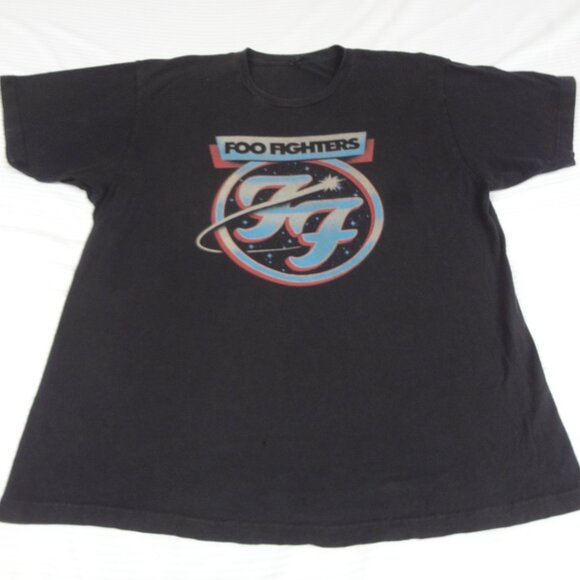 FOO FIGHTERS STARS LOGO BLACK LARGE T-SHIRT L197 (HOLE C PICS) - Picture 2 of 7